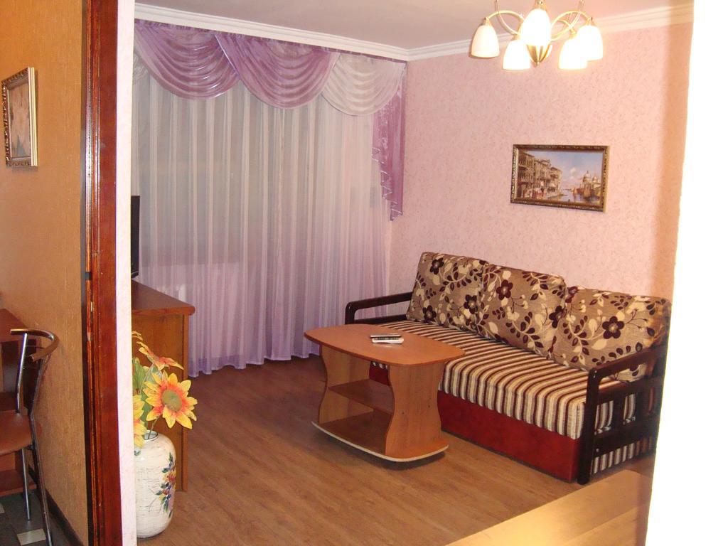 Studio On Stalevarov Near Meduniversity Zaporizhia 外观 照片